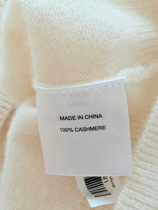 Quince Mongolian Cashmere Crewneck Sweater in Ivory minimalist capsule Size S - Picture 8 of 13